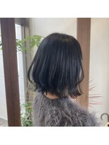 プリンプ トータルビューティ(PRIMP.total beauty) blue black × レイヤーボブ