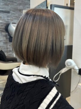 ヘアーアンドビューティーガーデン(HAIR AND BEAUTY GARDEN) 栃木大人ショートボブグレイカラー白髪染め白髪ぼかしハイライト