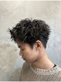 スパイキーショート×フェザーパーマ