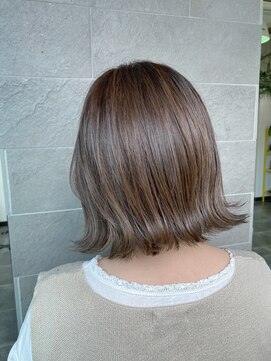 ティムヘアー(tim hair) ▲プツっと切りっぱなしボブ×ヘーゼルベージュ▲tim hair