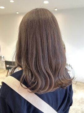 ジジ チーク 栃木(Gigi cheek) 中明度グレージュ！