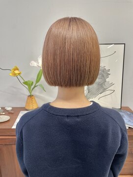 ヘアー アイス 御器所本店(HAIR ICI) ミニボブ透明感カラーダブルカラーブリーチピンクベージュ暖色