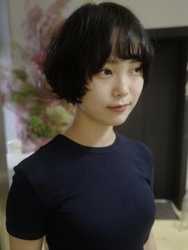 ポピンズ(poppins) マッシュショートボブ