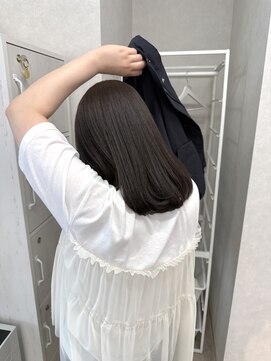 ルフトバイアンビエンテ(Luft by ambiente) 暗髪 アッシュカラー