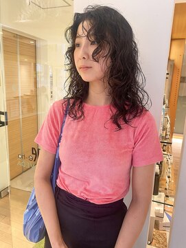 ビファインイーハアヴェダ(Befine e-ha AVEDA) 顔周りレイヤーのくるくるパーマ
