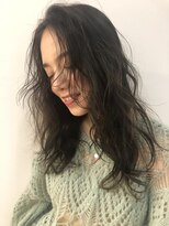 【佐藤詩穂】黒髪でも可愛いレイヤースタイル