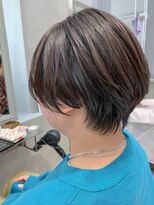 テトヘアー(teto hair)&nbsp;丸みショート、グレージュ、マニッシュショート