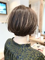 ムルチュラ(muruchura)&nbsp;ショコラグレージュの束感ショート　田原佐知子