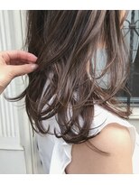 ロイジー(roijir) 【表参道 roijir 】柔らか地毛風シルキーグレージュ