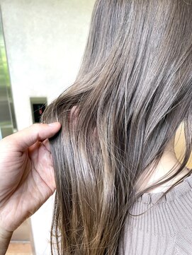 ディッセンバー 渋谷(December) 【December】ワンブリーチで作る透明感ミルクティーグレージュ