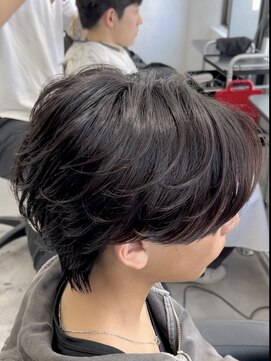 ウノ(U.No.) ナチュラルフェザーショート/メンズパーマ