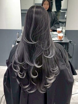 シエラ 心斎橋(CIERA.) イメチェンワイドバングアッシュグレーセミロング