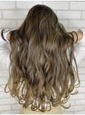 10代20代30代艶髪ロングレイヤーベージュグラデーションカラー