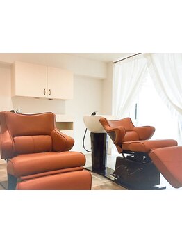 頭皮のダメージケアを同時に叶える贅沢SPAで理想のスタイルを持続に。なりたいに応えるサロン”shiwu”