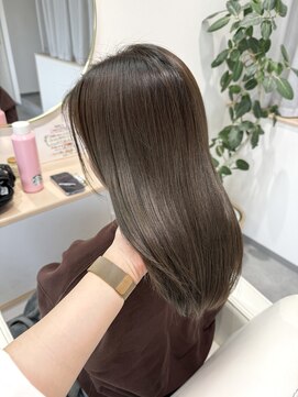 ユヌ(une) une_ryoka