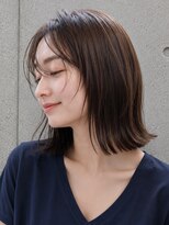 トゥルートラスト 和戸店(True Trust)&nbsp;ミディアム 外ハネ ワンホンレイヤー ダークブルー