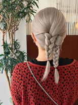 アイフィール(ifeel) 【塚越】ハイトーン×三つ編みアレンジ