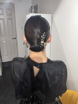 コアブラン 原宿 明治神宮前(CORE blanc)&nbsp;ヘアセットカチモリシニヨンタイトセット大人アップヘア結婚式
