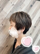 メルサ(Merusa)&nbsp;ハイライトとローライトのショートマッシュ