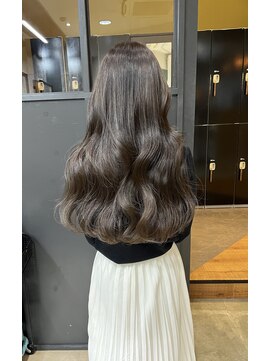 ボタン テンジン(VOTAN tenjin) 【VOTAN吉田航太】艶髪で巻いても可愛い大人ヘア 天神大名