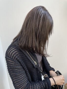 エレン 池袋(ElEn.) [エレン池袋]切っぱなしボブ/ミディアム/透明感カラー