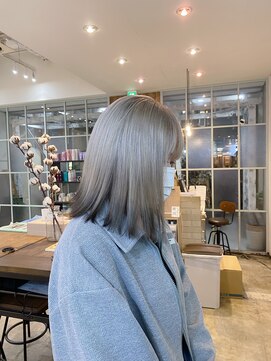 ラウブロッサム 大宮西口店(Lau Blossom) エンドカラーシルバーグレージュブリーチダブルカラー髪質改善