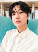 乾かすだけで決まるナチュラルなパーマをかけたハンサムショート