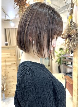 ヘアワン(HAIR One) 小顔に見える！ショートヘア
