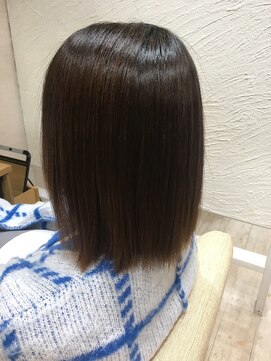 ステラ(Stellar) 切りっぱなしボブ