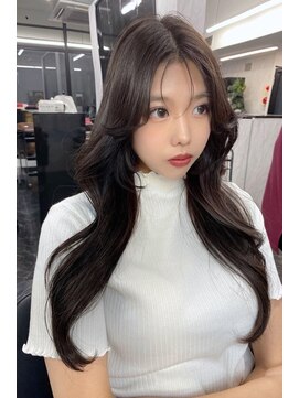 ランズ(LANDS) アッシュカラー 顔周りレイヤーカット 【韓国ヘア 大阪 梅田】