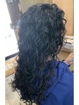 ミニバス(MiNiBASS) スパイラルパーマ　弱め