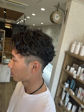 ウルスヘアー(ulus hair) 【簡単メンズセット】フェード×オールバックパーマ