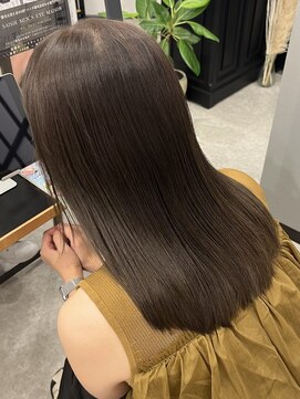 セジールへアメゾン(SAISIR HAIRMAISON) ミディアムヘア/暗めカラー/グランマッシュ/岡山