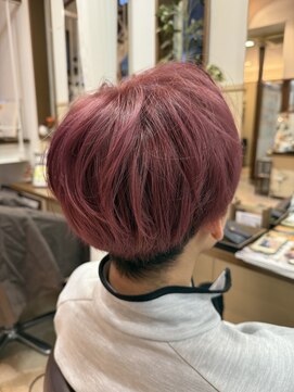 コアフィールフィス(COIFFURE fils) 新規お得クーポンあり【見附　今町】メンズピンクヘア