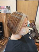 ショートレイヤーボブ　フェイスフレーミング
