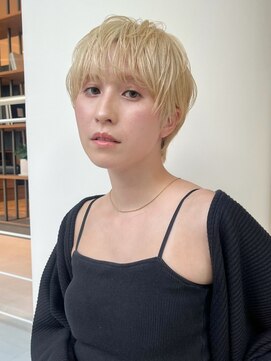 ニューヨークニューヨーク イオンスタイル東淀川店(NYNY) ショートカット×ハイトーンベージュ