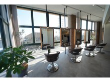 クレイン バイ パプスドコワフュール 宝塚中山寺(Crane by Pap'sde coiffeur)