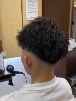 マキシム ナカイ(MAXIM NAKAI) ツイストパーマフェードアップバングスタイル