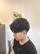 オートクチュール ランコントレ(Haute Couture Rencontrer)&nbsp;フェザーパーマ×センターパート