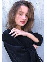 リマ(RIMA)&nbsp;【RIMA】 外国人風☆クセ毛風なラフカール×こなれセミディ