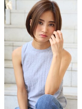 ロエナ(ROENA) 20代30代40代50代小顔カット黒髪ワンレンボブルフネビージュ前髪