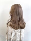 柔らかベージュ