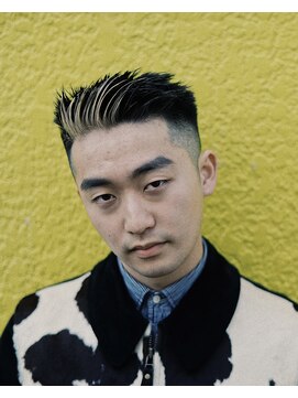 キリオム(KIRIOM) メンズフェードスタイル