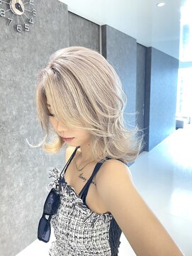 リルーア(RIRUA) グレージュ