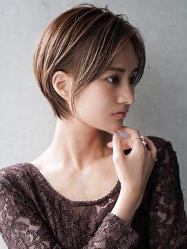 カライングドゥ(ing deux) 大人可愛いマッシュショートボブウルフカット◎30代40代50代60代
