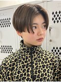 丸みショートヘアミルクティーベージュピンクベージュカラー