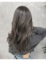 アルドーレフィエロ シンサイバシ(Ardore fiero shinsaibashi) コントラスト極ハイライト☆グレーベージュ