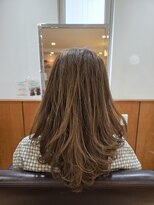 松本平太郎美容室 立川店&nbsp;【立川　セミロングレイヤー　白髪ぼかし　30代40代50代60代◎】