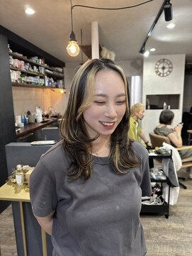 ティーヘア(t.hair) 夏にぴったりミディアムレイヤーカット/小顔ハッシュカット