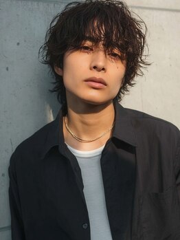 技術・経験・知識が豊富なスタイリスト在籍！透明感溢れる色味を《Legit》で実現